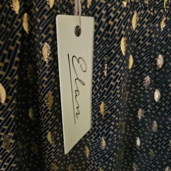 NWT Elan Metallic Foil Printed Smocked Blouse Sz Medium - Picture 10 of 14